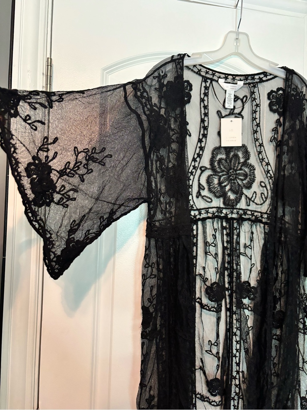 ⚡️FLASH SALE⚡️Lauren Conrad Black Sheer Lace Kimono Robe w Floral Embroidery O/S - Picture 4 of 7